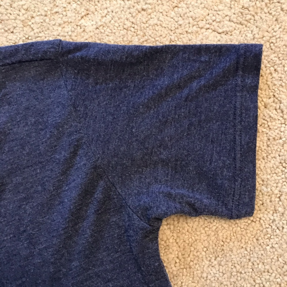 Peanuts Graphic Tee Cartoon T-Shirt Womens Size XS Extra Small Dark Blue Snoopy - Picture 6 of 7